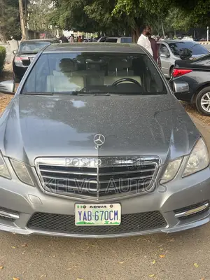 Mercedes-Benz E350 Base 4dr Sedan RWD (3.5L 6cyl 7A) 2010 Silver