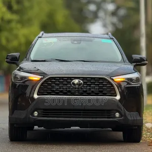 Toyota Corolla Cross XLE 2023 Black