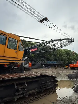 Foreign Used Hitachi 150 Tons Crawler Crane Available for Sale