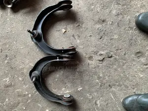 Upper Arm Jeep Cherokee