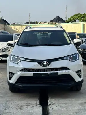 Toyota RAV4 Limited AWD (2.5L 4cyl 6A) 2016 White