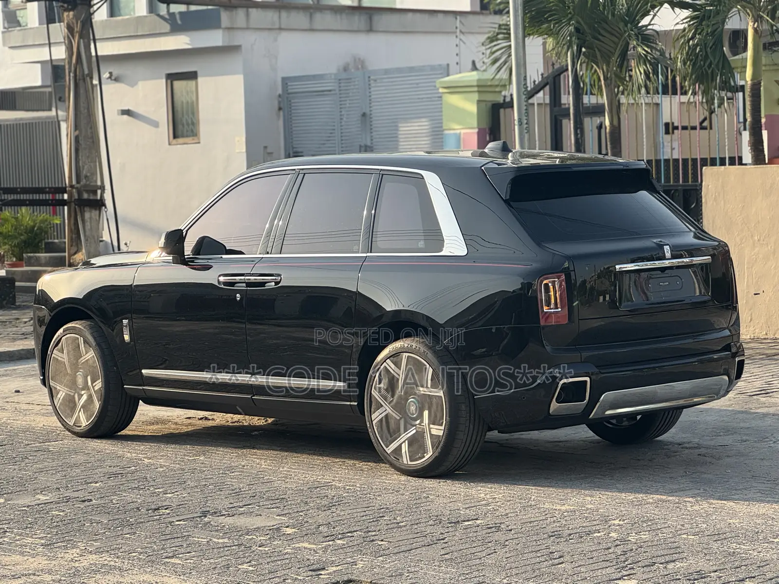 Rolls-Royce Cullinan Base 2020 Black
