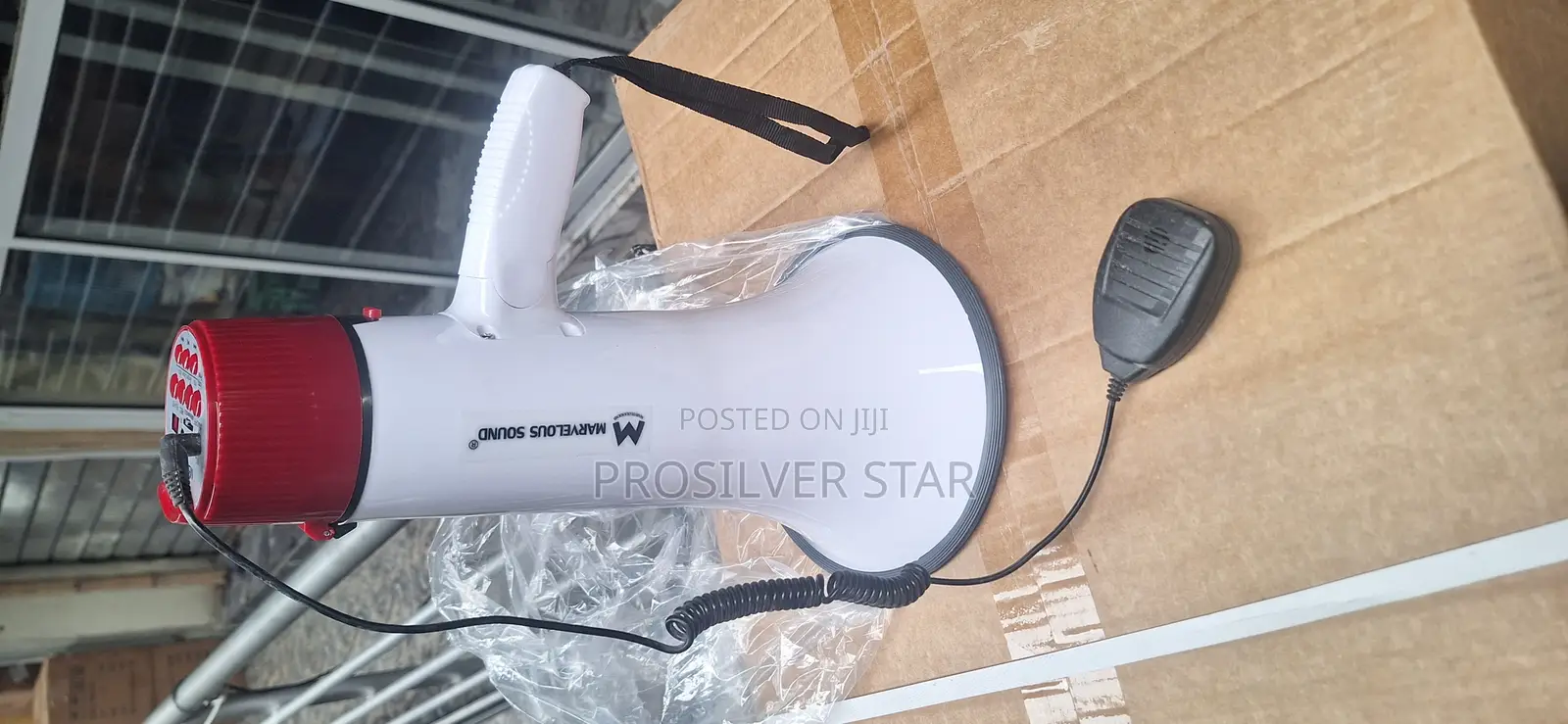 Medium Hand Megaphone