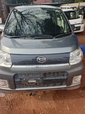 Daihatsu Move Automatic 2005 Red