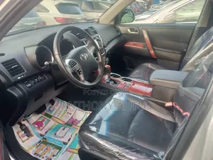 Toyota Highlander Limited 2012 Silver