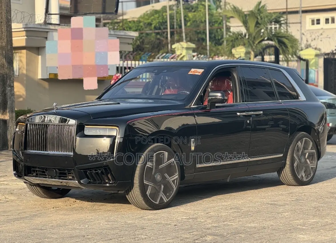 Rolls-Royce Cullinan Base 2020 Black