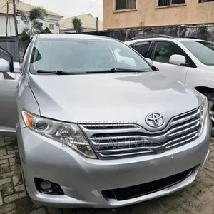 Toyota Venza V6 AWD 2011 Silver