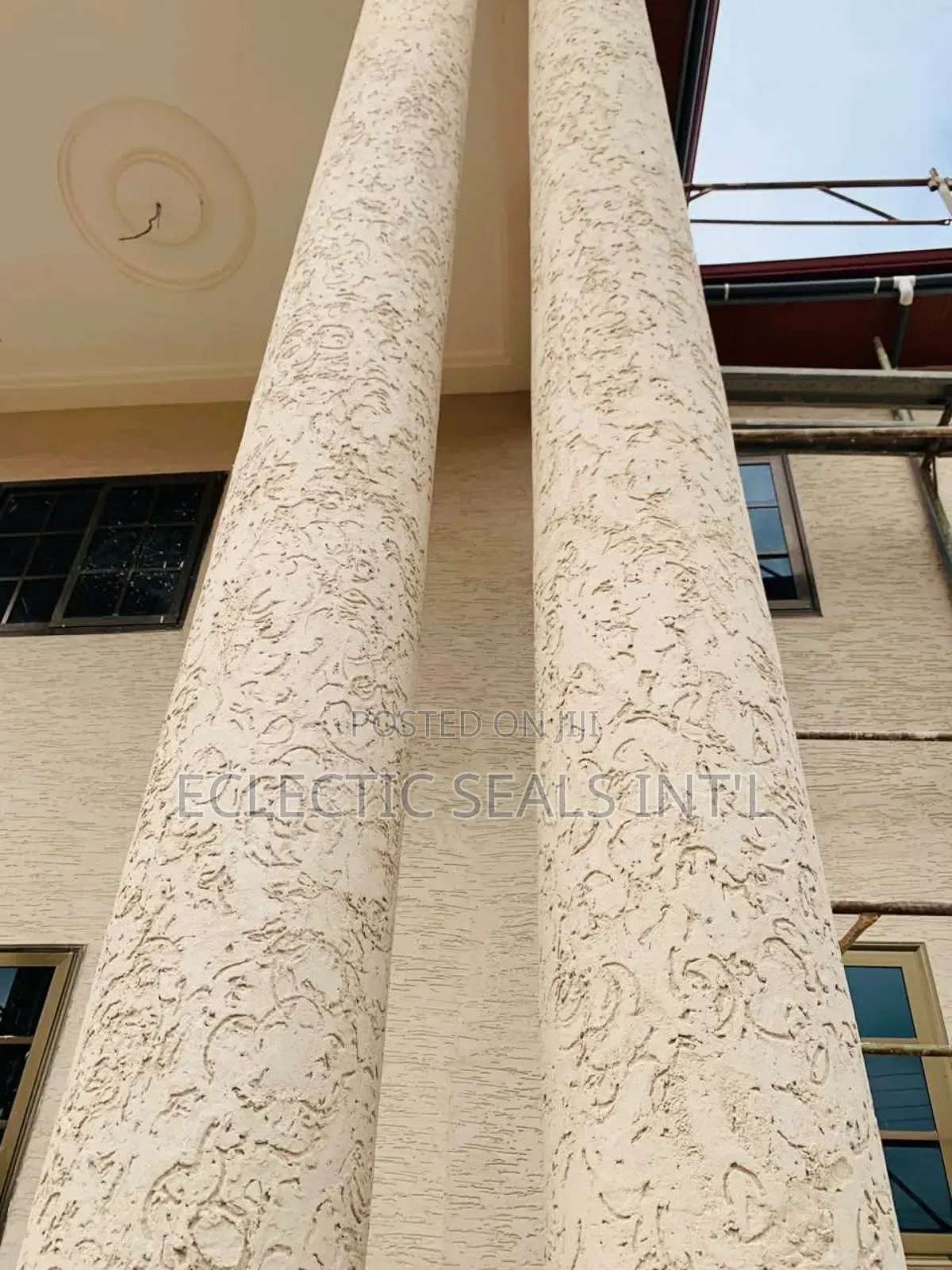 Gravitex Painting Decor