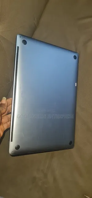Laptop Apple MacBook Pro 2019 64GB Intel Core i9 SSD 512GB