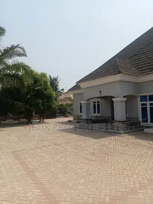 4bdrm Bungalow in Behind Mobil Filling, Makurdi for sale
