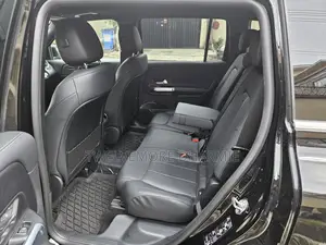 Mercedes-Benz GLB-Class GLB 250 4MATIC 2023 Black