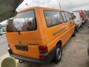Volkswagen Transporter 2002 Orange