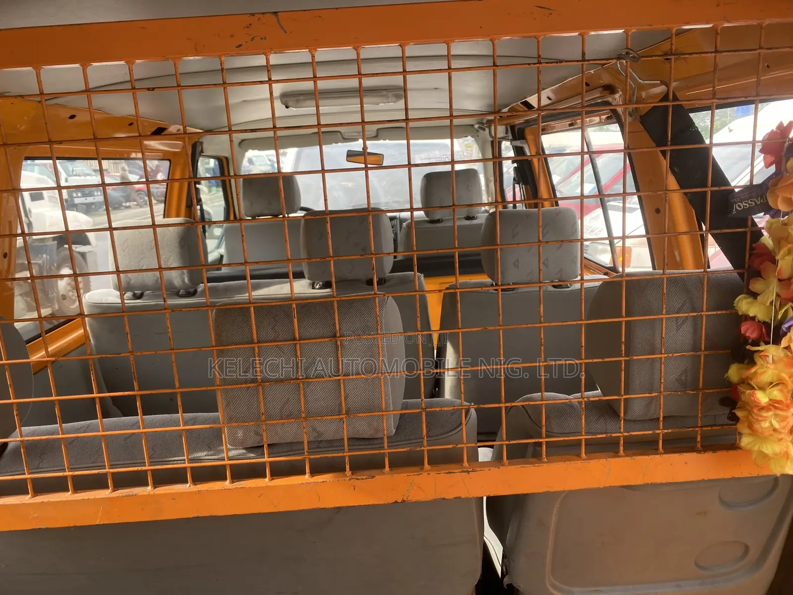 Volkswagen Transporter 2002 Orange