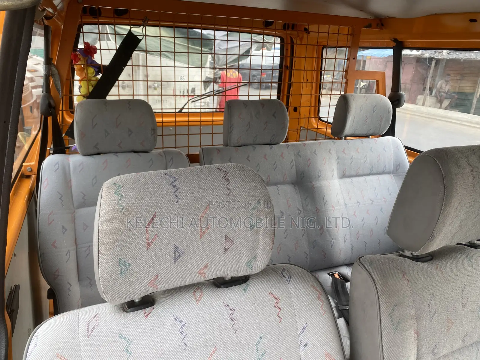 Volkswagen Transporter 2002 Orange