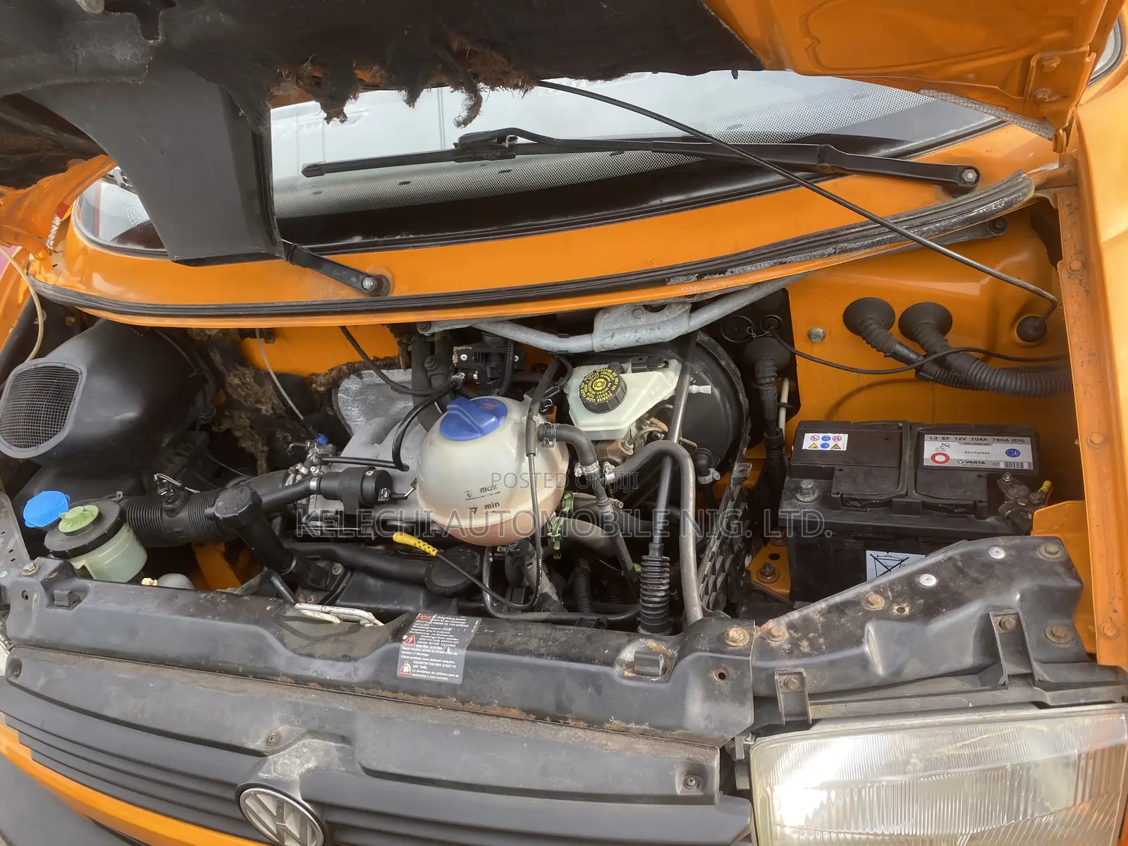 Volkswagen Transporter 2002 Orange