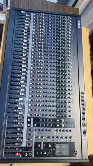 Yamaha Mixing Console 32 Channels Mixer Mg32/14fx
