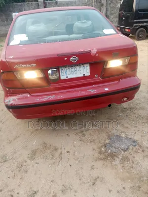 Nissan Almera 1.6 Comfort 2005 Red