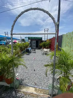 Fully Equipped Container Restaurant [Excluding the Land]