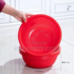 Quality Strong Tiny Hole Kitchen Sieve/Colander Perfect For Souvenir