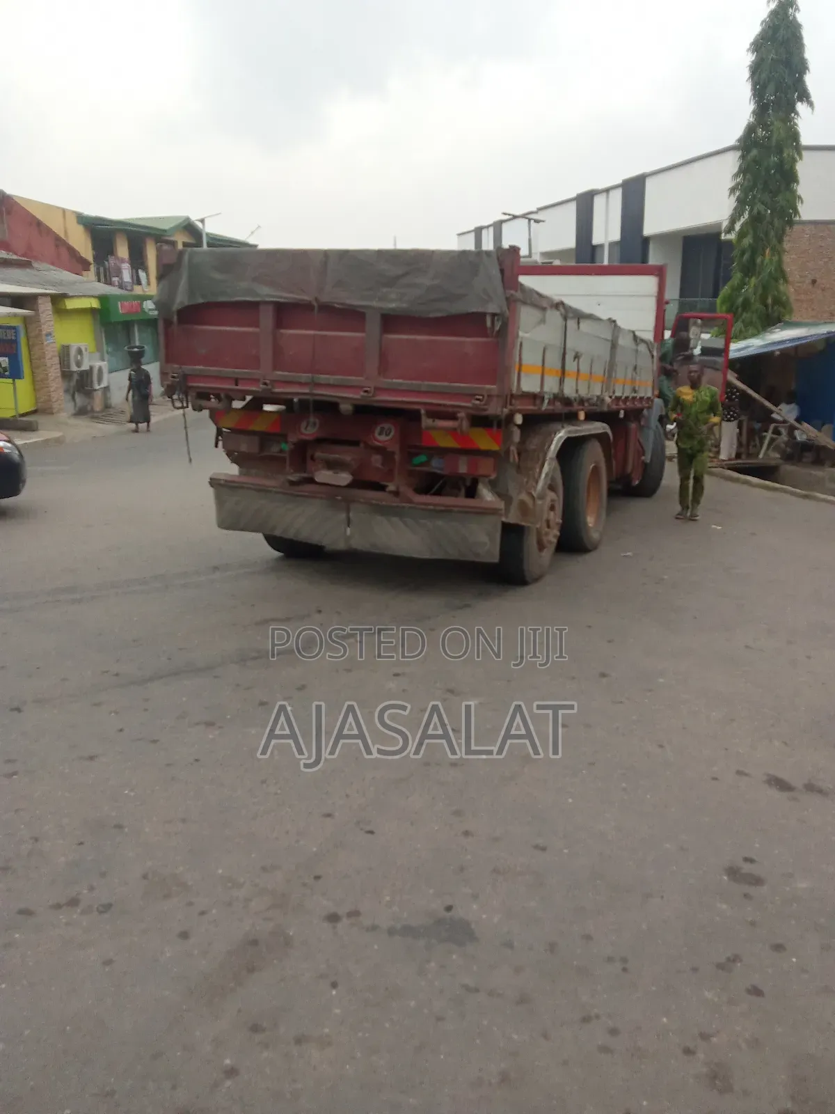 30 Ton of Grante