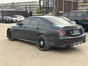 Mercedes-Benz E63 2021 Black