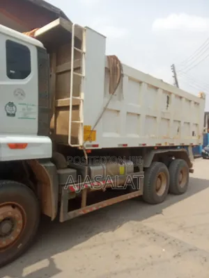 40 Ton of Granite