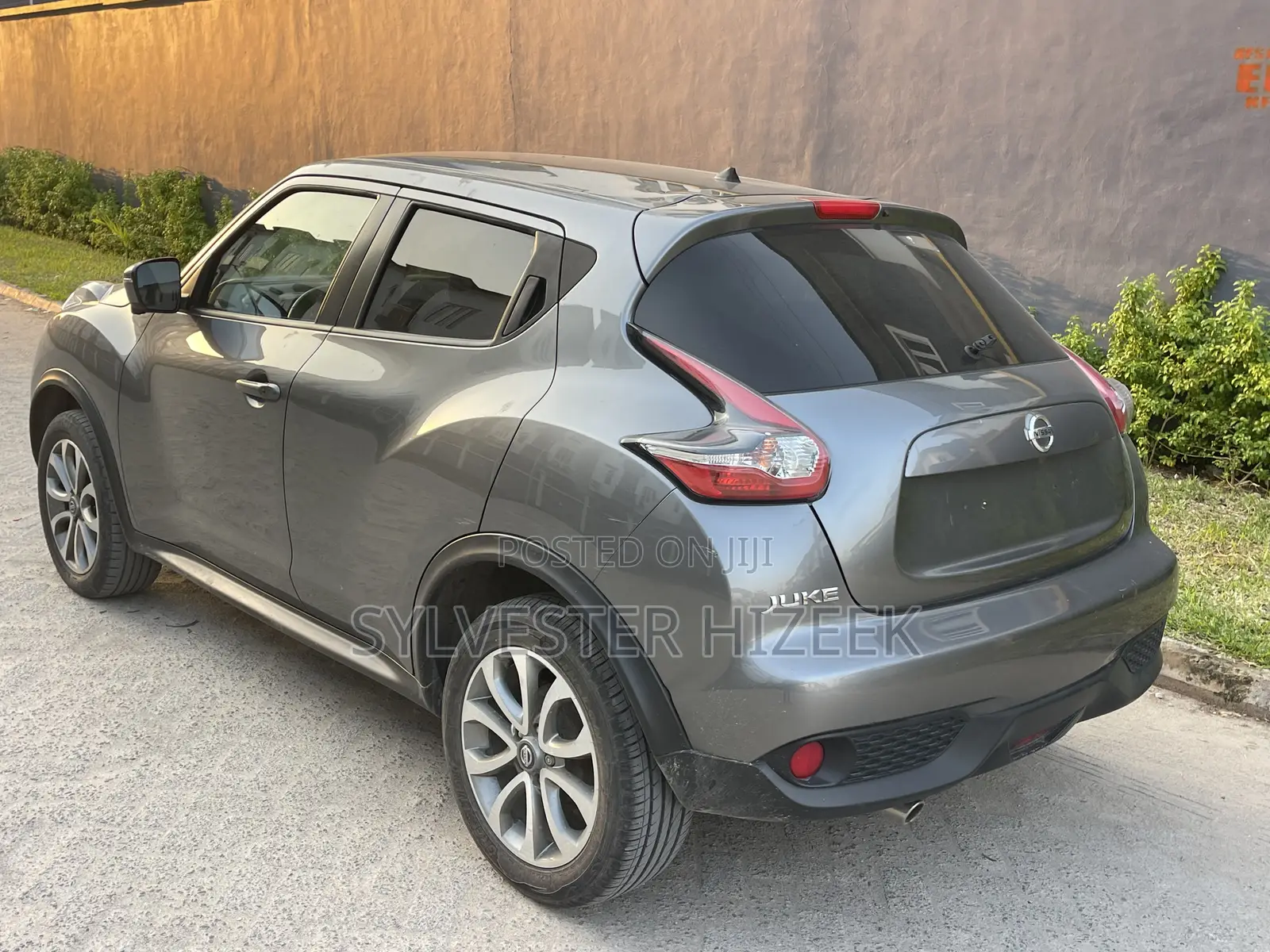 Nissan Juke 2019 Gray