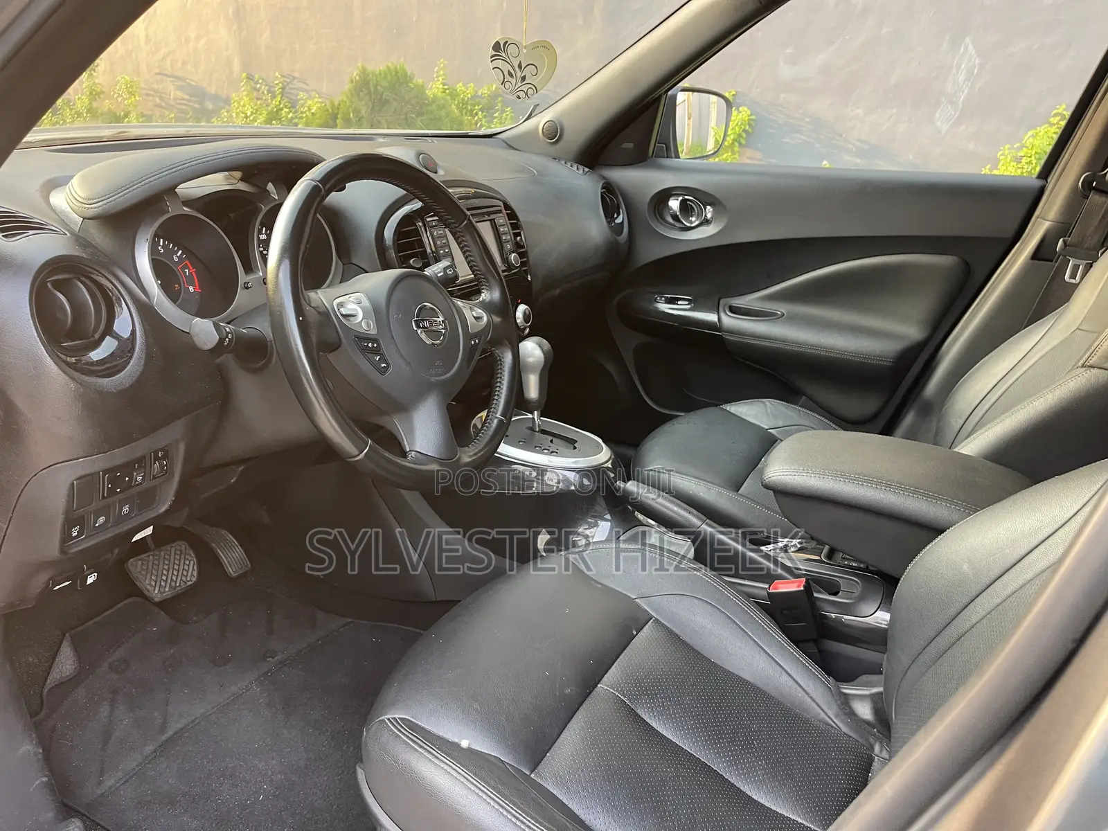 Nissan Juke 2019 Gray