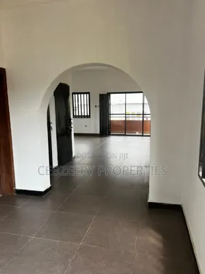 4bdrm Townhouse / Terrace in Omole Phase 1 for rent