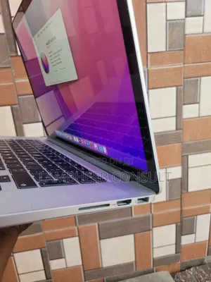 Laptop Apple MacBook Pro 2015 16GB Intel Core I7 SSD 256GB