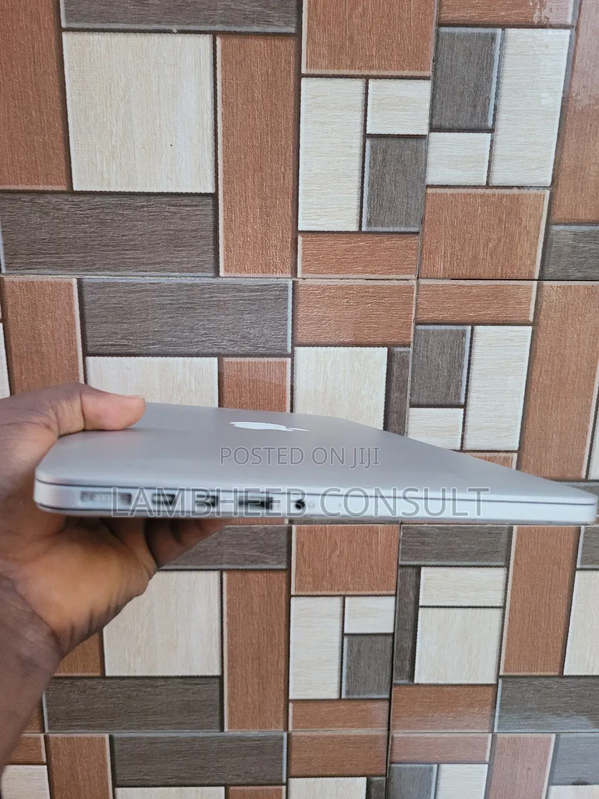 Laptop Apple MacBook Pro 2015 8GB Intel Core I5 SSD 256GB