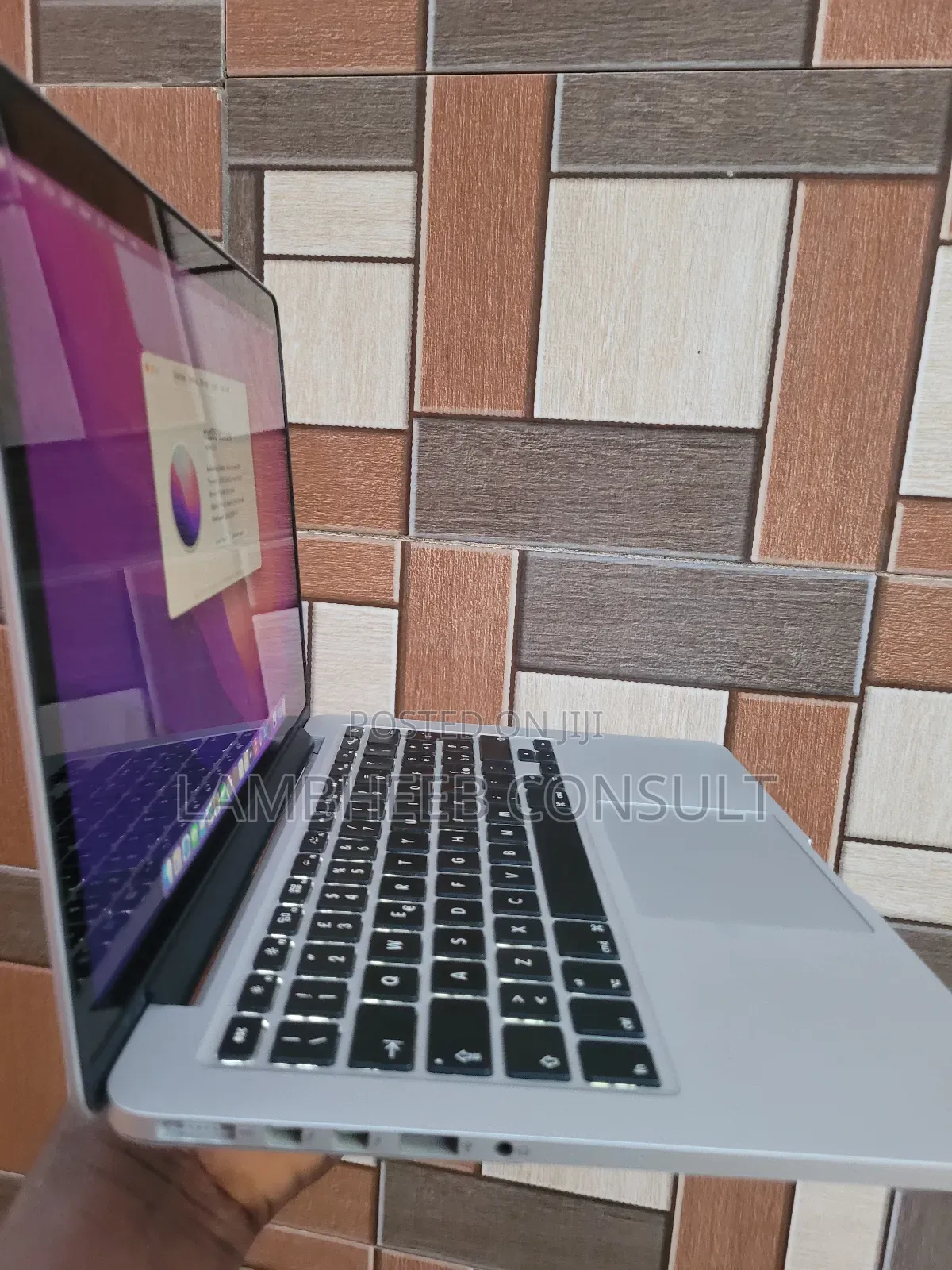 Laptop Apple MacBook Pro 2015 8GB Intel Core I5 SSD 256GB