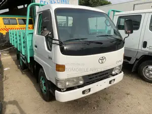 Toyota Dyna 200