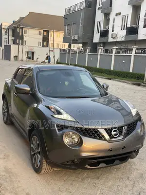 Nissan Juke 2019 Gray
