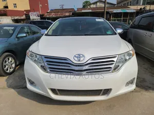 Toyota Venza V6 AWD 2010 White
