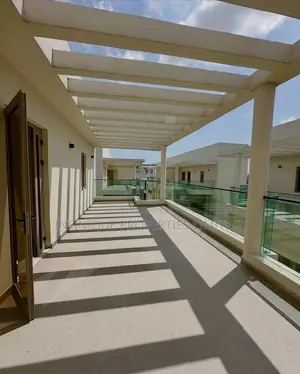 5bdrm House in Banana Island for rent