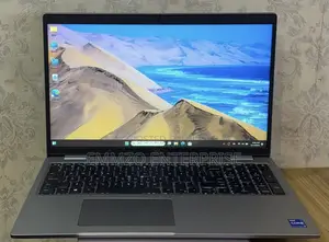 Laptop Dell Latitude 5530 16GB Intel Core I7 SSD 512GB