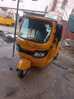 TVS King Deluxe Plus iTouch Start 2023 Yellow
