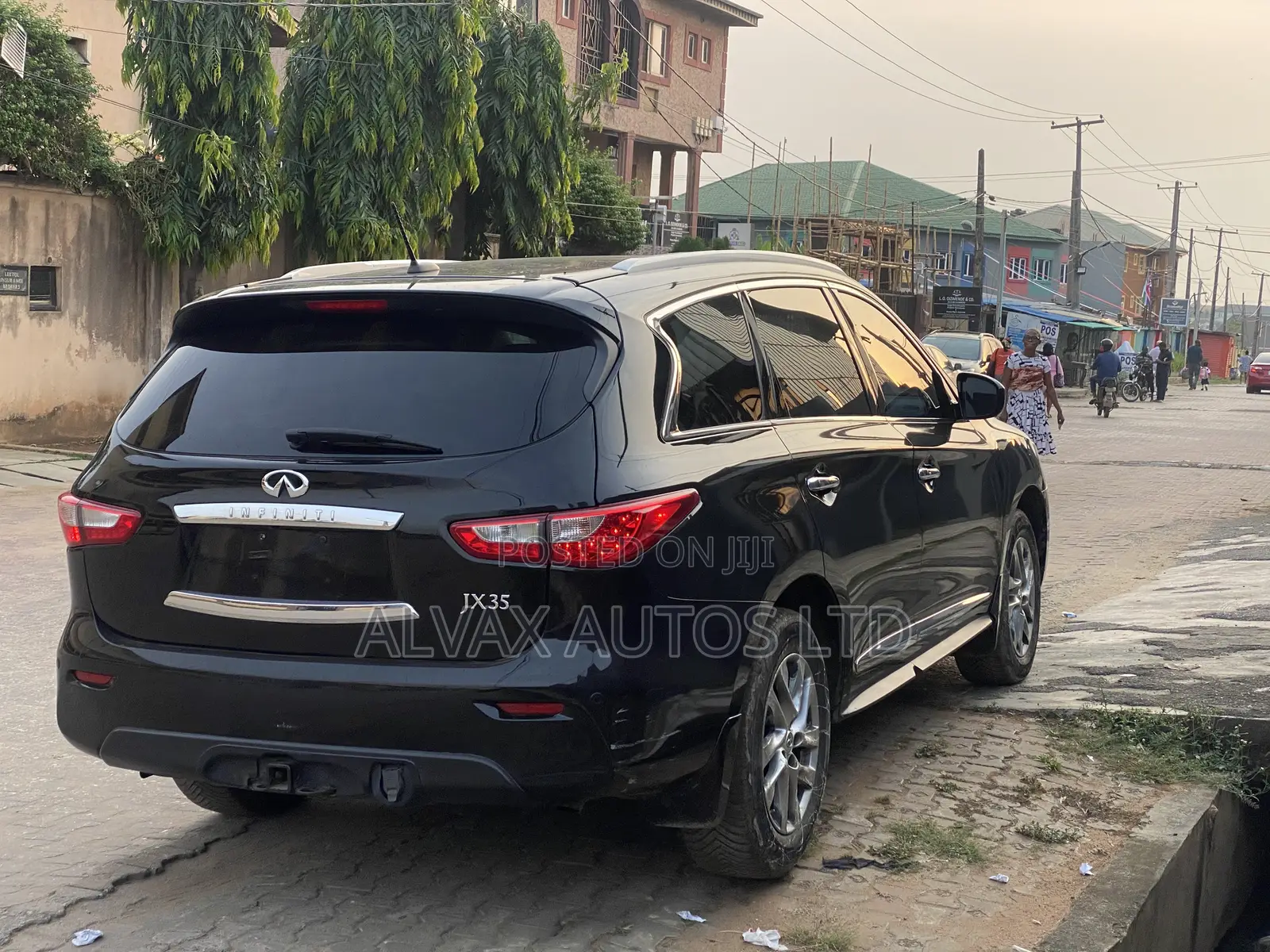 Infiniti JX 2012 Black