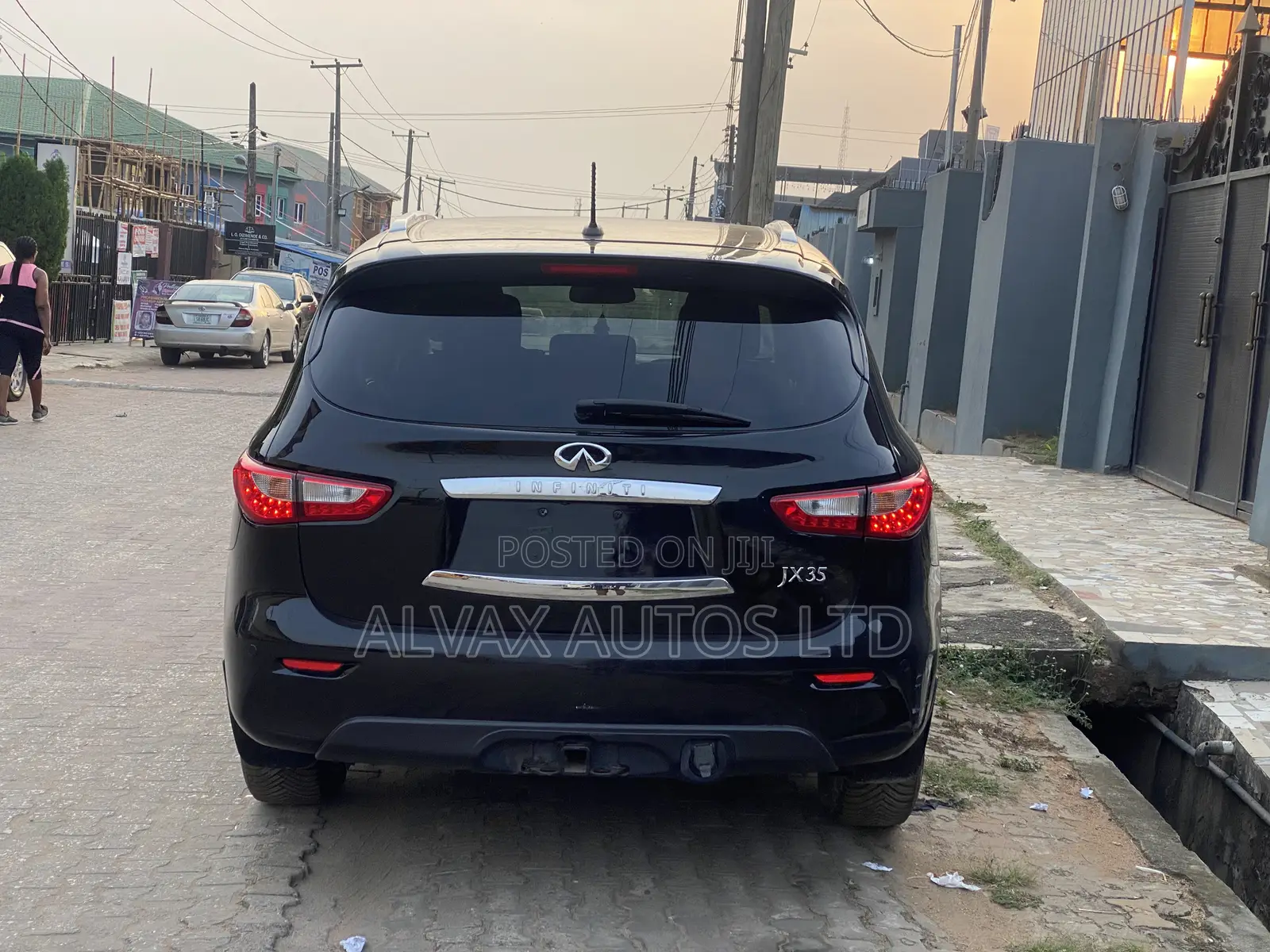 Infiniti JX 2012 Black