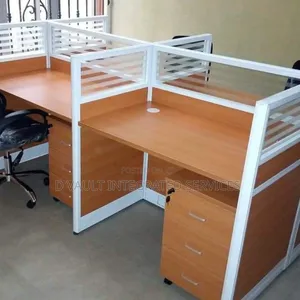 4 Seater Work Station Table