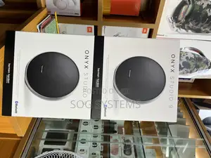 Onyx Studio 9