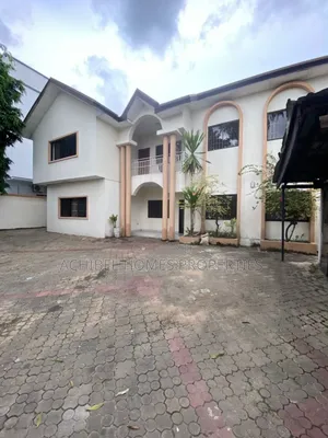 5bdrm Duplex in Parkview for rent