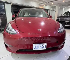 Tesla Model Y 50D kWh RWD 2021 Red
