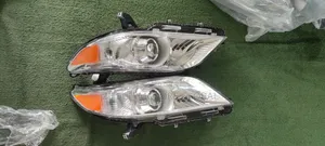 Set Headlights Sienna 2012