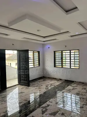 3bdrm Block of Flats in Omole Phase 2 for rent