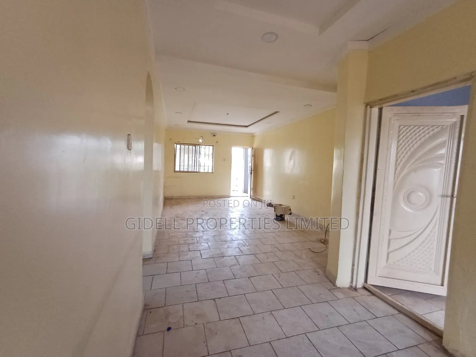 2 Bedroom Flat for Office Use