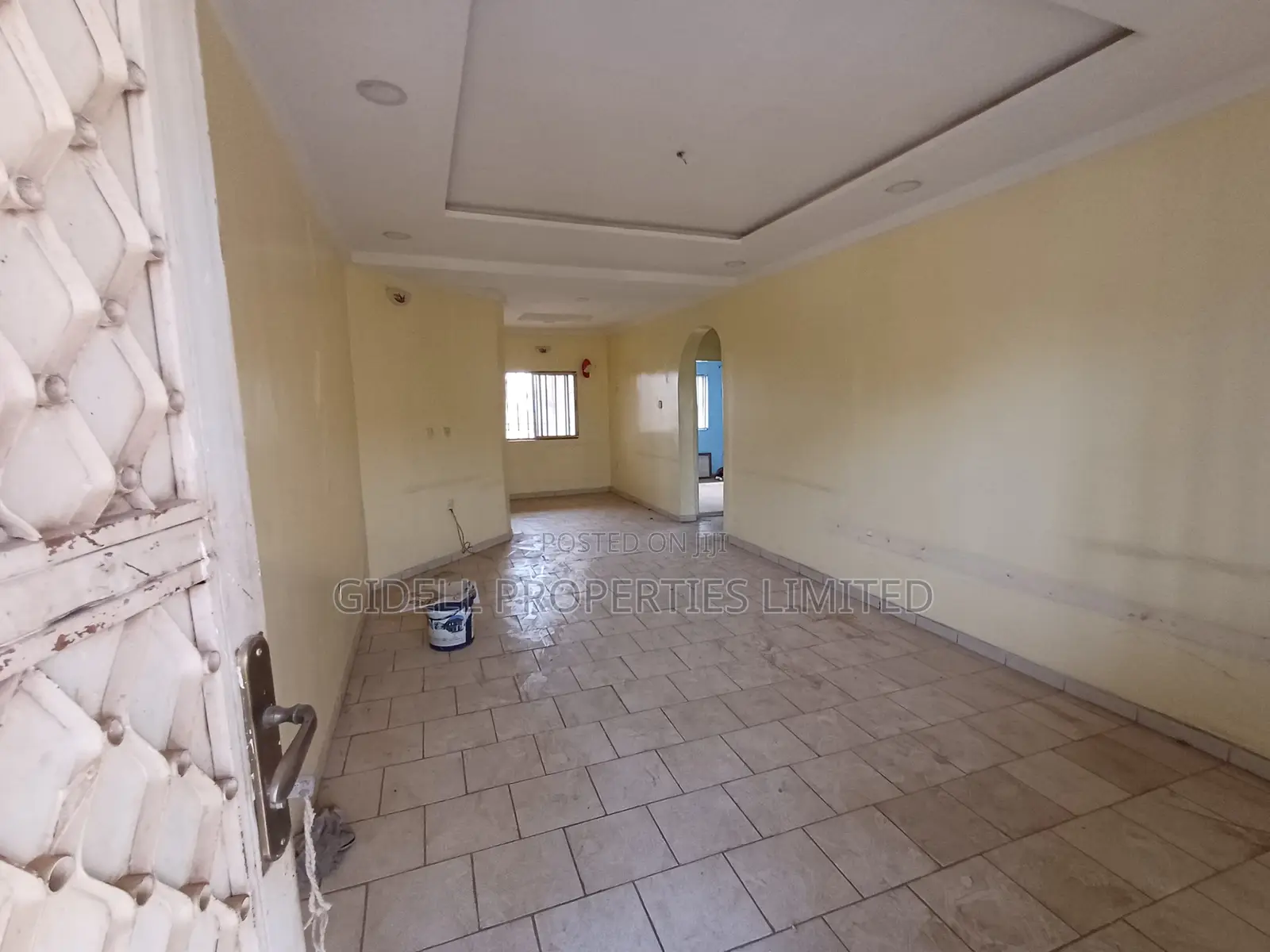 2 Bedroom Flat for Office Use