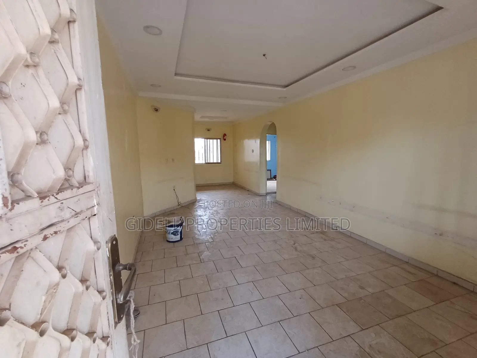 2 Bedroom Flat for Office Use