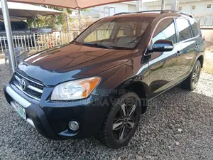 Toyota RAV4 3.5 2010 Green